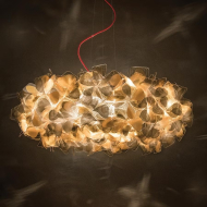 Lampada a sospensione Clizia mamma non mamma, design Adriano Rachele. Lampada a sospensione Clizia mamma non mamma, design Adriano Rachele.