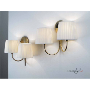 Nantes Applique 2 luci con paralumi plissettati Nantes Applique 2 luci con paralumi plissettati