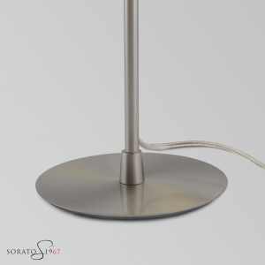 Bonjour lampada comodino particolare Bonjour lampada comodino particolare