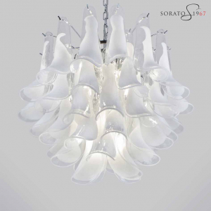 Lampadario Murano a selle 60 cm. Lampadario Murano a selle 60 cm.