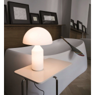 Lampada Oluce Atollo 237 da tavolo.