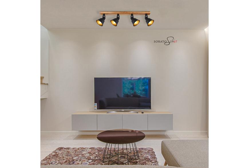 Lampade “Vintage” in legno.